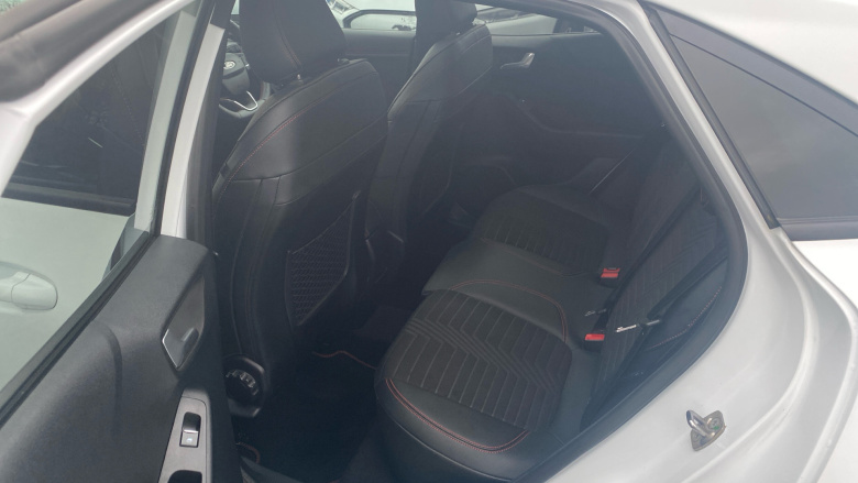 Ford Puma 1.0 EcoBoost Hybrid mHEV ST-Line X 5dr Petrol Hatchback